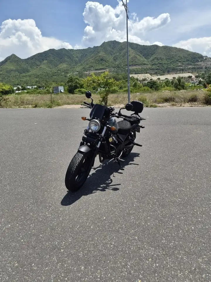 Honda Rebel 300