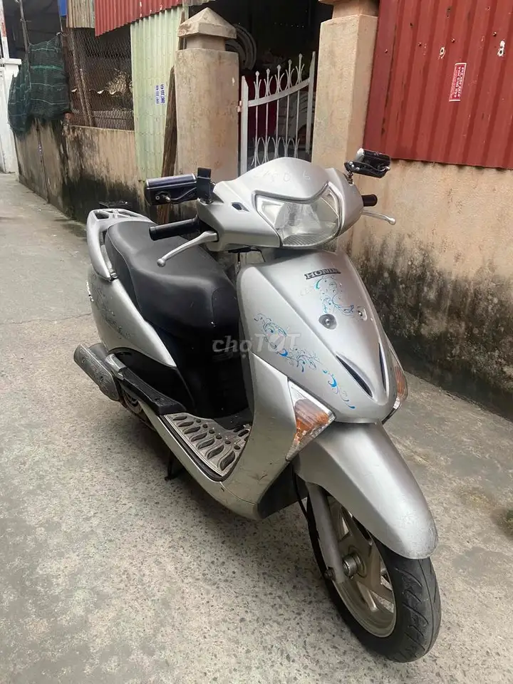 Honda SCR 2025 Серебристый