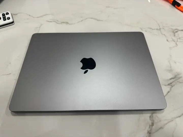 MacBook Air 13" M3 (2024)