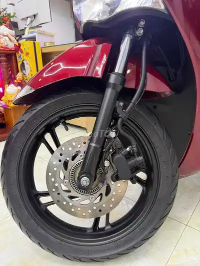 Honda SH 150 2021 красный