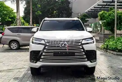 Lexus LX 600 Urban 2023 - 6,9 млрд донгов