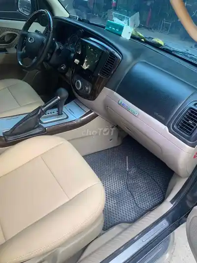Ford Escape STD 2008 Автомат Серый
