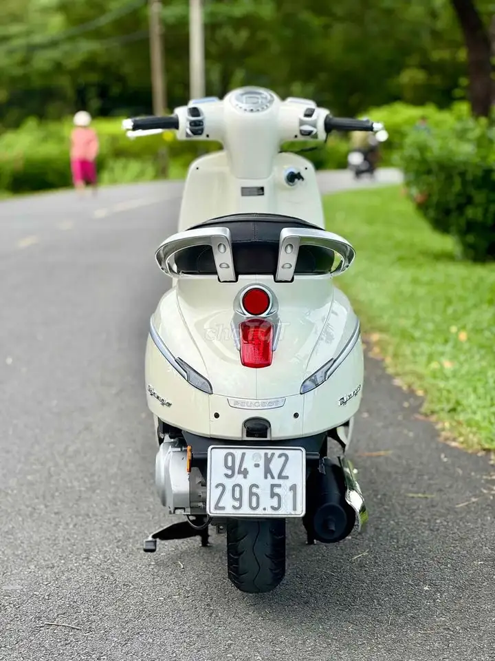 PEUGEOT 125cc ABS родной оригинал в идеальном состоянии