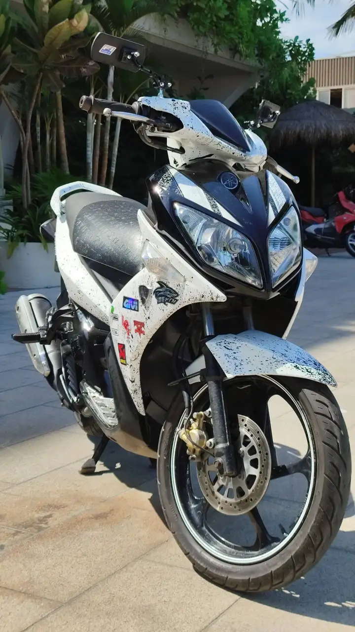 Yamaha LX Nouvo 2011