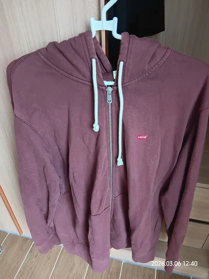 Толстовка Levi's