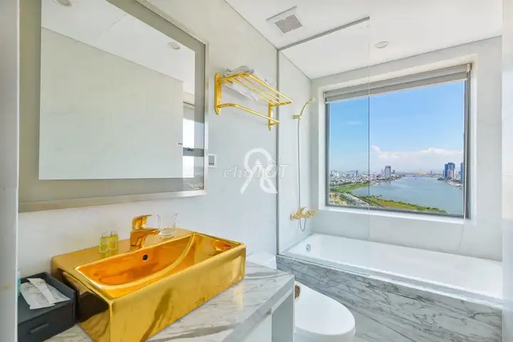 Аренда элитной квартиры Golden Bay, 2 спальни, бесконечный бассейн