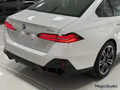 BMW 5 Series 530i M Sport 2026 - 2 Тыл 981 Трио
