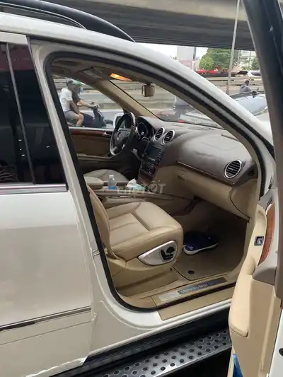 Mercedes-Benz GL450 2007 Белый 7 мест