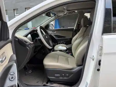 Hyundai Santa Fe 2016 2.4 AWD Белый 70000 км