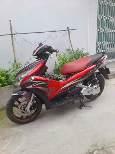 Honda Air Blade 2012 красно-чёрный