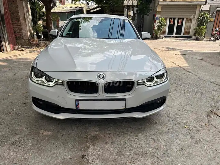 BMW 3 Series 2015 белый/бежевый