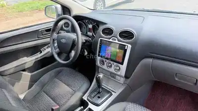 Ford Focus 2010 автомат серебристый