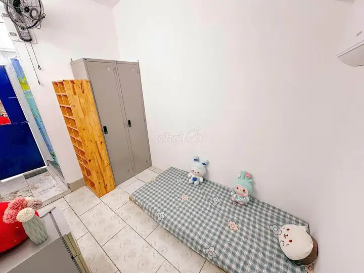 Phòng trọ 2tr1 Hoàng Hoa Thám, Ba Đình, Hà Nội