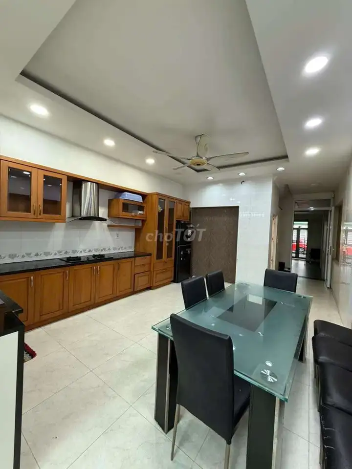 Аренда уголка в Dong Hung Thuan, рядом с Go Vap