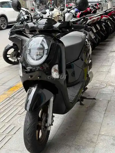 Honda Scoopy 2025 Глянцевый черный 4000км