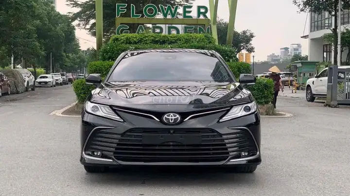 Toyota Camry 2.5Q 2023 60.000 km Черный