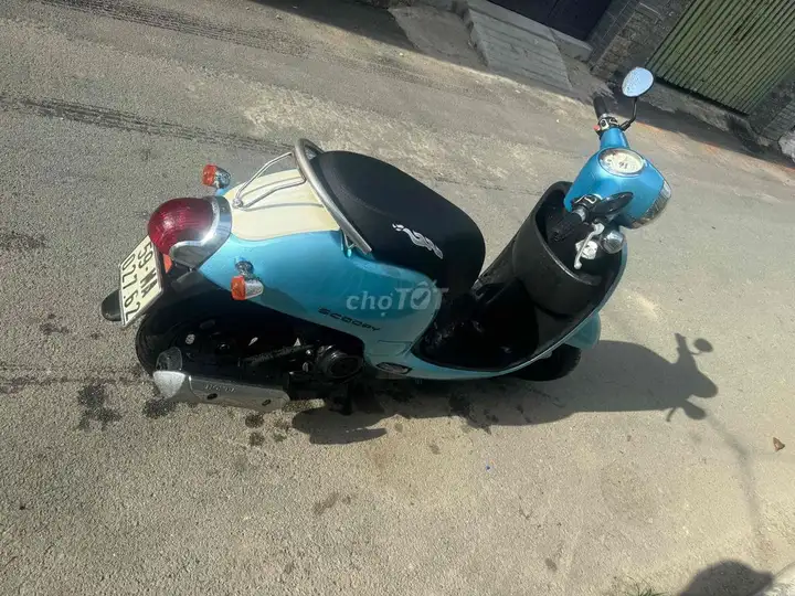 Honda Scoopy 50cc, изумрудно-зеленый