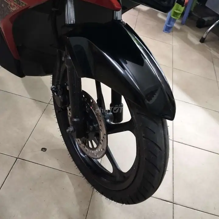 Yamaha LX красный-черный 2011