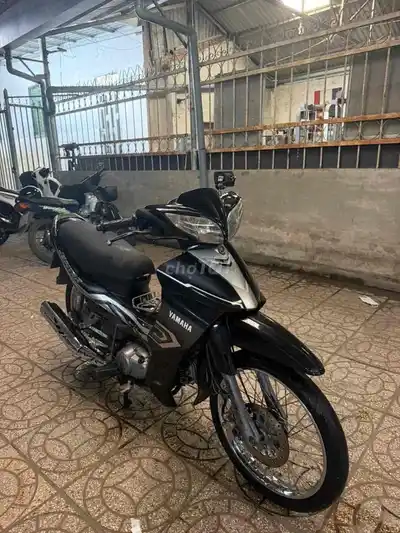 Yamaha Jupiter MX, черный цвет