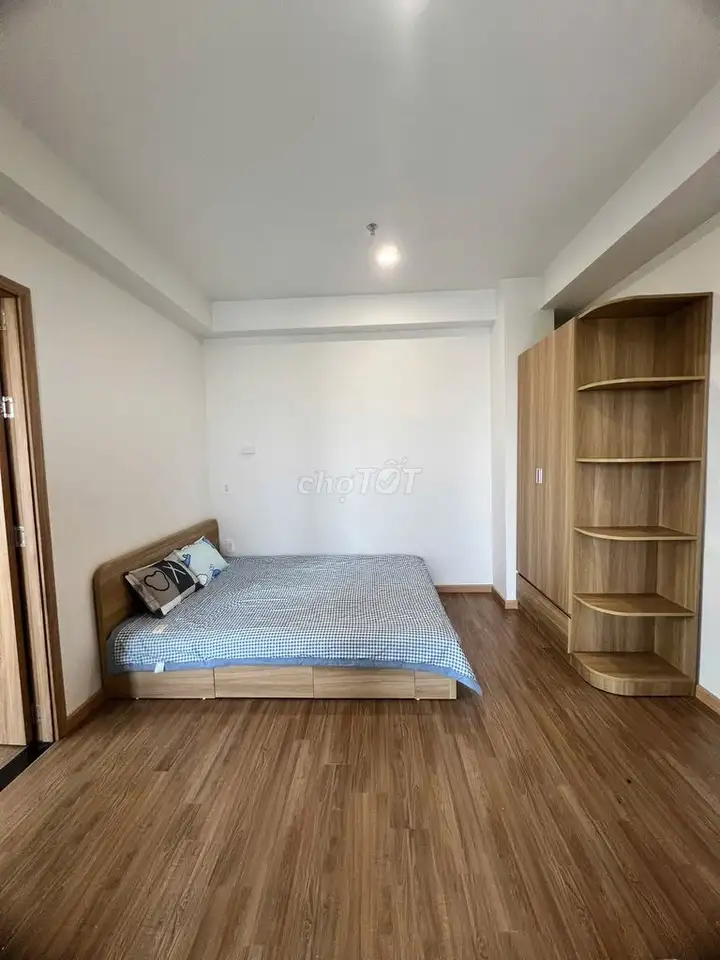 1-комнатная квартира, 60м², сквозной балкон
