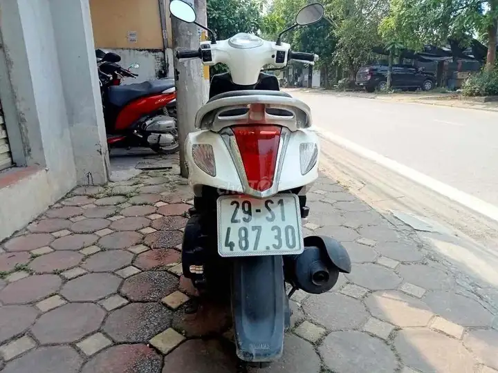 Скутер Yamaha Noza в оригинале