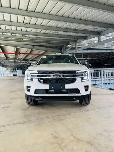 Ford Everest Titanium Bi-Turbo белый 10 км