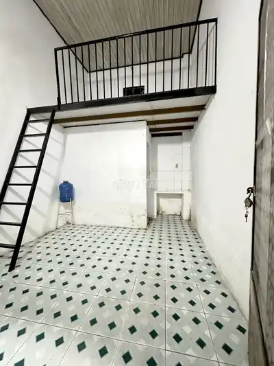 Комната у заправки на Lê Văn Thọ и Phạm Văn Chiêu