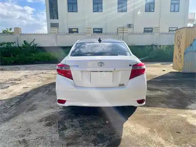 Toyota Vios 2017 MT 150 тыс. км, белый