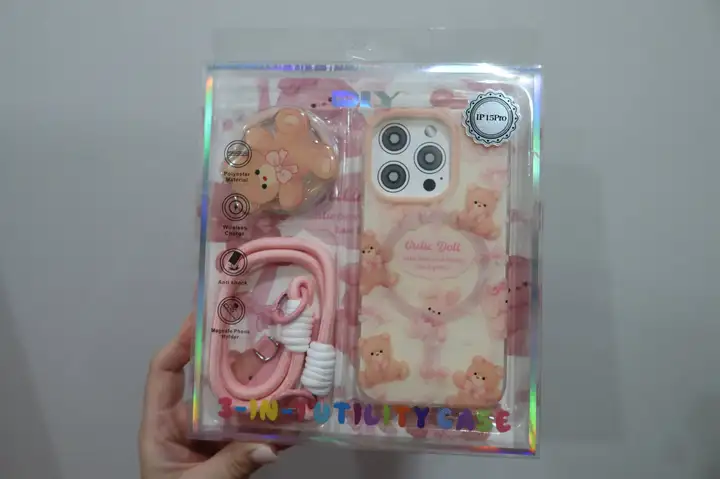 Чехлы на iPhone 15 Pro