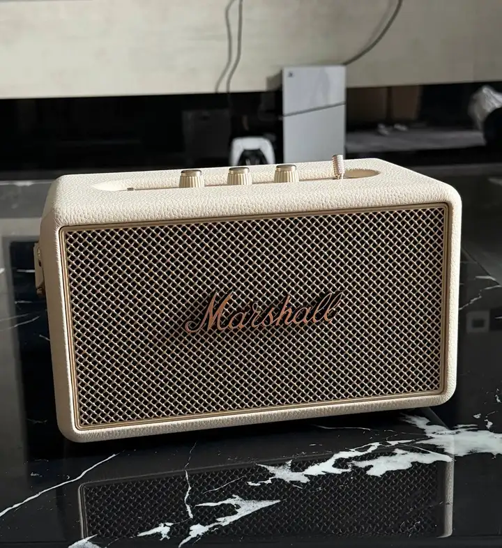 Колонка Marshall Kilburn III