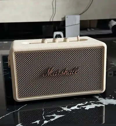 Колонка Marshall Kilburn III
