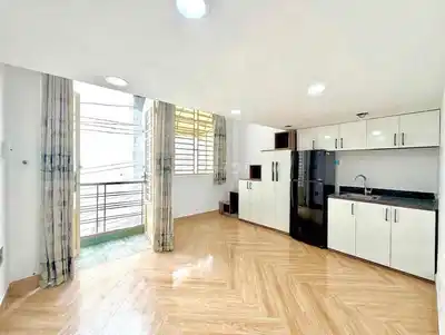 Просторный DUPLEX С БАЛКОНОМ – ПОЛНАЯ МЕБЕЛЬ – РЯДОМ С УЛИЦЕЙ КОНГ ХОА