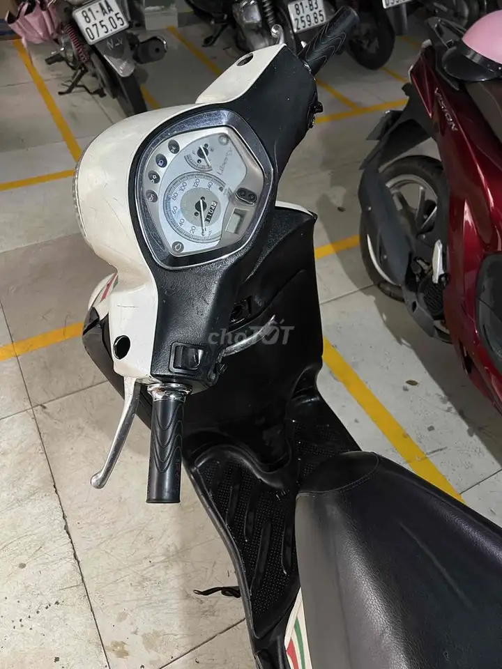 Piaggio Liberty белый, автомат