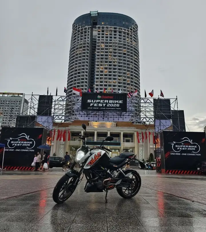 Мотобайк Duke 200 cc ABS 2017