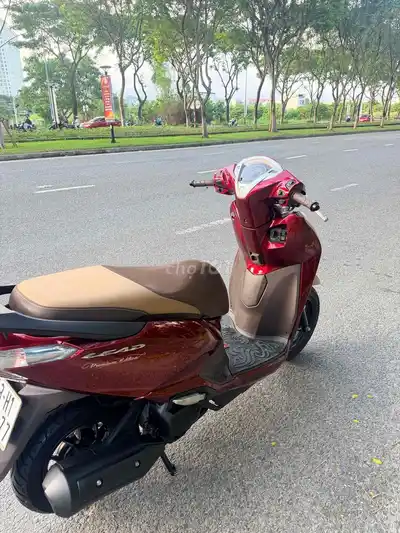 Honda Lead 2020, LED-фары, 2 такта, родной мотор, тихий, едет отлично