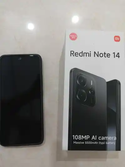 Redmi Note 14, этажерка, стол, стул