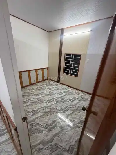 Аренда дома на улице Нгуен Тхан Хиен, дорога 10.5м