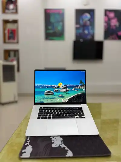 MacBook Pro 16inch, 1TB SSD, i9 (2019)