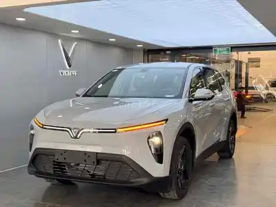 Минивэн VinFast MPV7, все цвета
