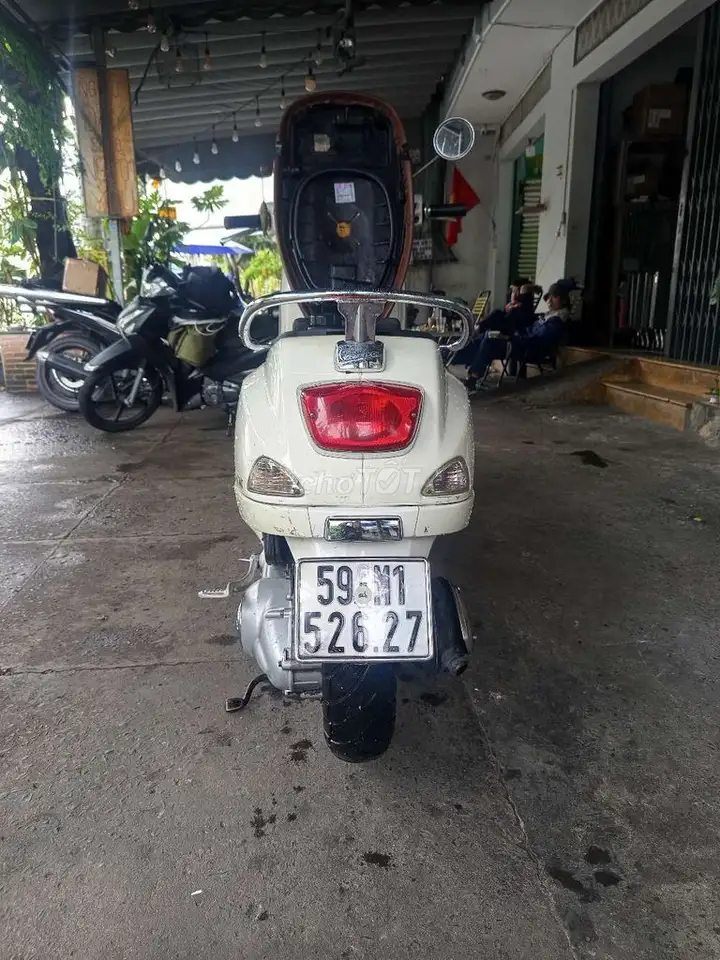 Piaggio LX 125 2010 Белый, женский