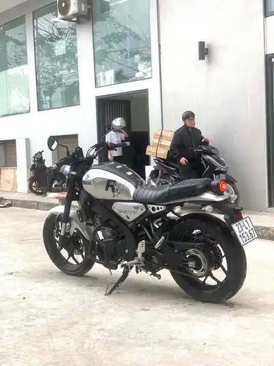 Yamaha XSR155 2023 7.000 км серый