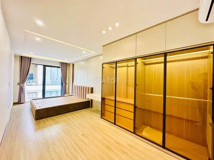 Nhà phố 7 tầng thang máy, 50m², 15 tỷ, Trạm, Vĩnh Tuy