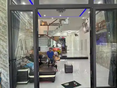 Дом в районе Green City: новый, красивый