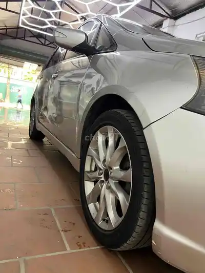 Mitsubishi Grandis 2005 Автомат Серебристый