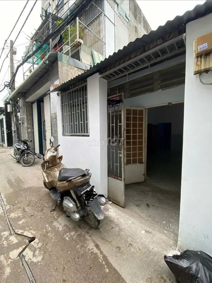 Дом 4-го уровня, переулок 80Duong Quang Ham, 4x17.5м, 72м2