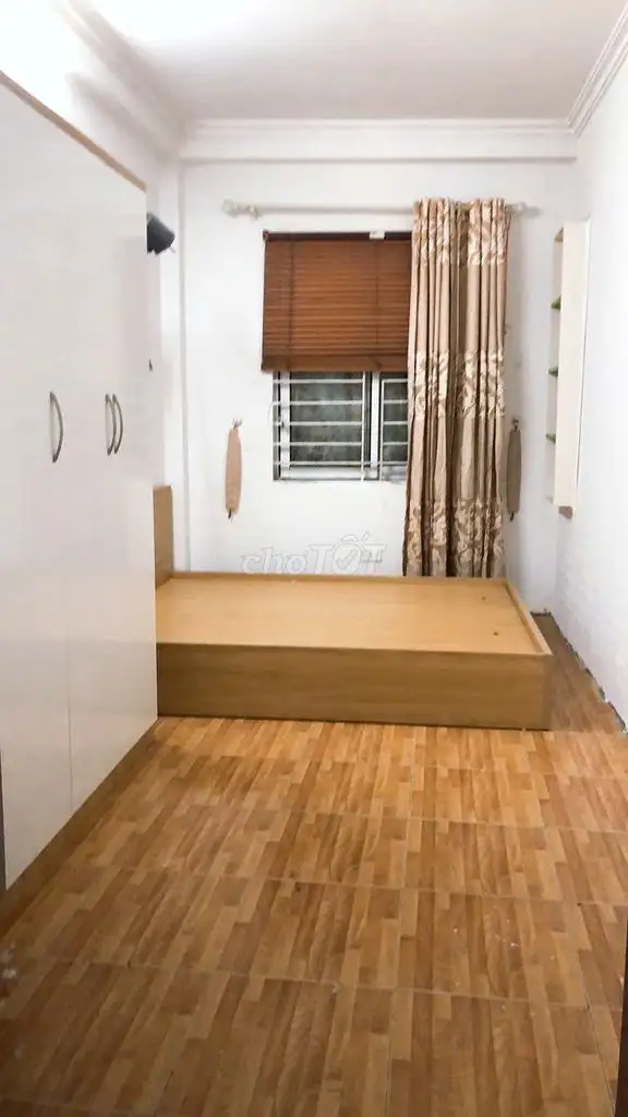 Сдам дом 30м2, 4 этажа, 4 спальни, Дыонг Куанг Хам, Кау Гы