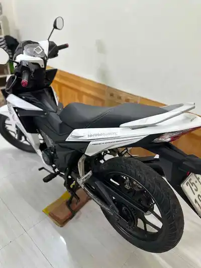 Honda Winner, белый