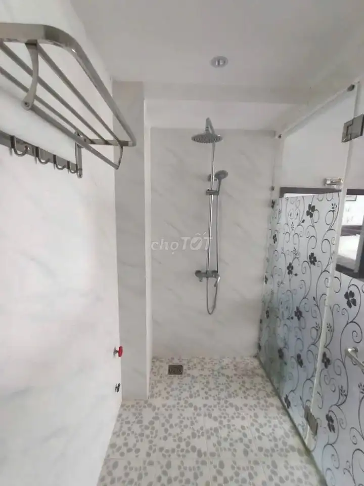 Студия 3TR у университета Duy Tan, Quang Trung