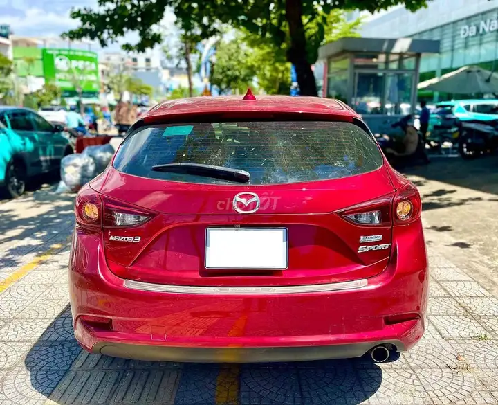 Mazda Mazda 3 1.5 AT Sport 2019 Красный 70000 км