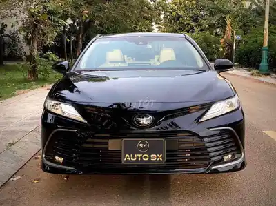🚘 Toyota Camry 2.0Q 2022 Черная 20 000 км